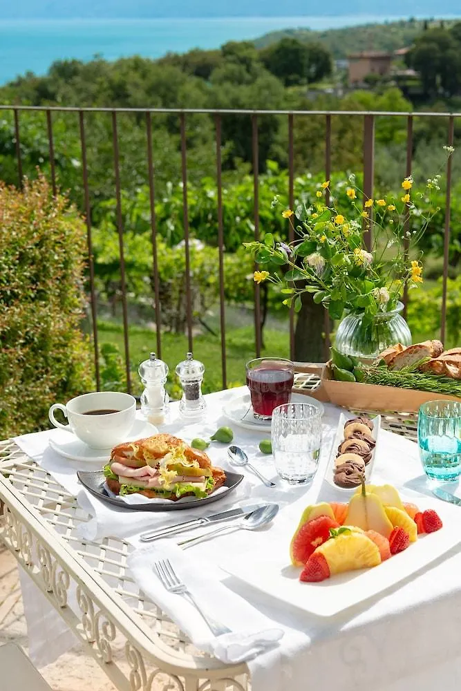 Villa Arcadio Salo Hotel