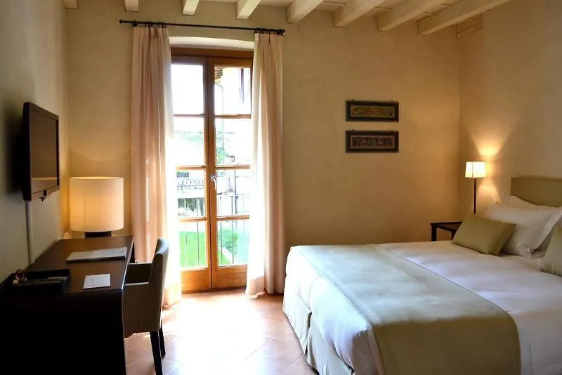 Villa Arcadio Salo Hotel